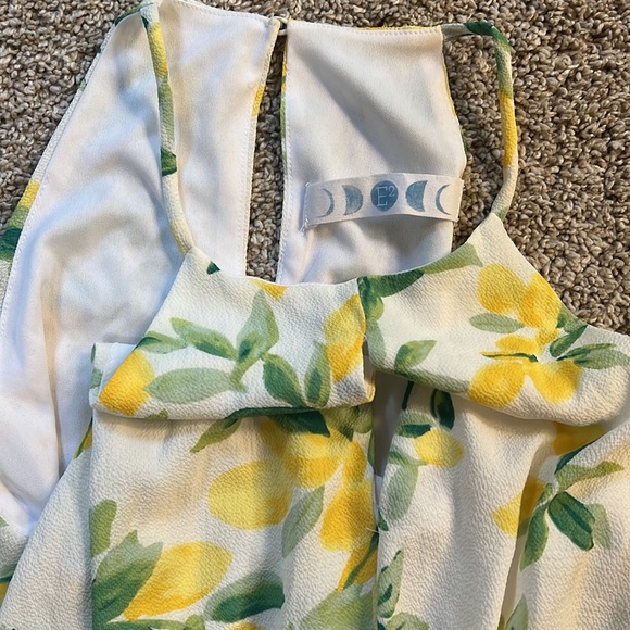 EUC Top - Picture 2 of 3